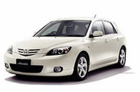 「マツダ・アクセラ」にエアロで飾った新車種追加の画像