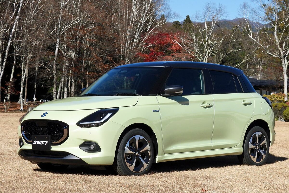 スズキが新型「スイフト」を発表 より洗練されたコンパクトモデルに 