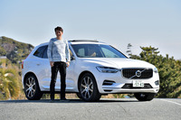 ボルボXC60 T8 Twin Engine AWDインスクリプション