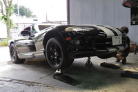 いよいよ交換作業スタート。今までありがとう。さよならミシュラン!