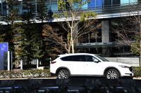 今回試乗した「マツダCX-8」の最上級グレード「XD Lパッケージ」は、6人乗り仕様限定。ほかのグレードには、6人乗りと7人乗りがラインナップされている。