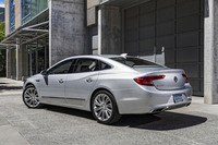 最終世代の「シボレー・インパラ」の兄弟車だった「ビュイック・ラクロス」。米国ではインパラ同様2020年で消滅したが、ビュイックブランドが強い中国向けには新世代モデルが存在している。