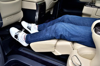 トヨタ・アルファード ハイブリッド エグゼクティブラウンジ(後編)の画像