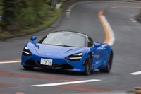 マクラーレン720S(前編)の画像