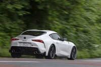 最新モデルでも硬派なスポーツカーぶりには変化がなかった「スープラ」。パワーを与えると後輪がムズムズするような感覚が味わえる。