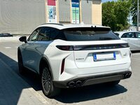 奇瑞汽車の「オモダ9」。2026年7月シエナ県で撮影。