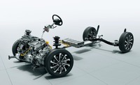 新型「ノア/ヴォクシー」のハイブリッド車には、新世代の1.8リッターハイブリッドシステムが採用されている。写真は2WD車だが、ハイブリッドの4WD車が設定されるのもトピックのひとつ。