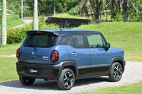 スズキがコンパクトSUV「クロスビー」を大幅改良 デザインも機能も走りも強化の画像