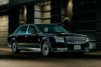 既存のセダンタイプの「センチュリー」は末尾に(セダン)と付記されることになった。