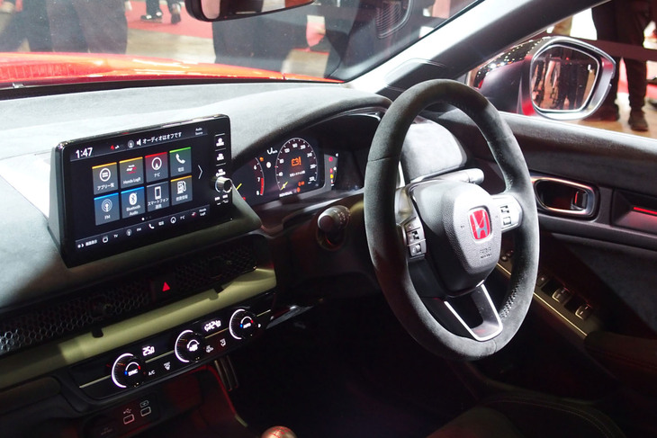 ホンダ・シビック タイプRレーシングブラックパッケージ