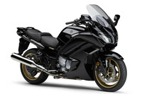 ヤマハは、クラッチ操作が不要なトランスミッションの開発に長年取り組んできた。2006年には「YCC-S(ヤマハ電子制御シフト)」を搭載したスポーツツアラー「FJR1300AS」をリリース。その技術がいまの「Y-AMT」につながる。