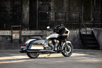 インディアンからウイスキーメーカー ジャックダニエルとのコラボモデルが登場の画像