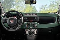 フィアットが「パンダ4×4」を100台限定で日本に再導入の画像