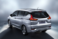 三菱、新型MPV「エクスパンダー」を世界初公開の画像