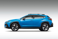 鮮やかなブルーが印象的だった「オアシスブルー」のボディーカラーも「アプライドC型」への移行を機に設定廃止色となった。