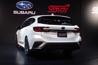 走りに関わる装備で最も注目されるのは、電子制御ダンパー。次期型の足は、新旧のスバルファンを満足させることができるか?