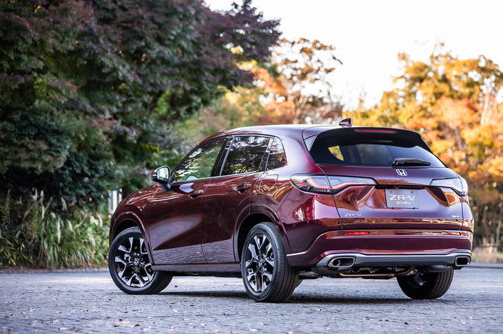 ホンダZR-V e:HEV Z(リアビュー)