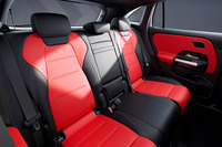 メルセデス・ベンツがコンパクトSUV「GLA」をマイナーチェンジの画像