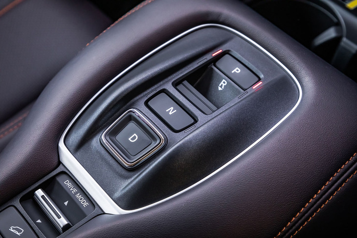 ホンダZR-V e:HEV Z(シフトセレクター)