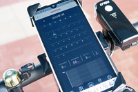 アプリには走行データを記録・管理する走行ログ機能も搭載。今後も機能の追加・拡充を予定しているという。