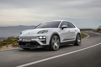 トップパフォーマンスモデルの「マカン ターボ」は1525万円。0-100km/h加速を3.3秒でこなす。