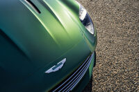 アストンマーティンが新型車「DB12」を発表 次世代スポーツカーの第1弾モデルの画像