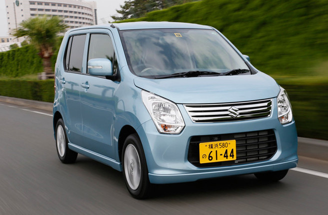 【スペック】ワゴンR FXリミテッド:全長×全幅×全高=3395×1475×1640mm/ホイールベース=2425mm/車重=790kg/駆動方式=FF/0.66リッター直3DOHC12バルブ(52ps/6000rpm、6.4kgm/4000rpm)/価格=124万9500円(テスト車=132万3000円/CDプレーヤー=2万1000円/ディスチャージヘッドランプ=5万2500円)