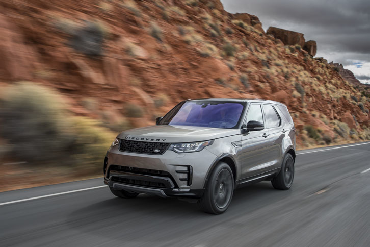 今回は写真の3リッターV6ターボディーゼルのほか、3リッターV6ガソリンスーパーチャージド仕様(写真)にも試乗した。
