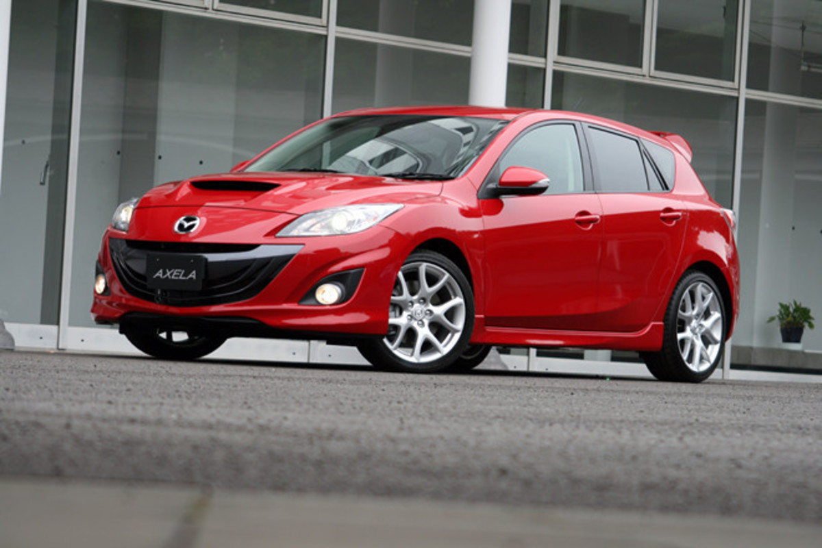 マツダスピードアクセラ／アクセラセダン20E 内装・外装など15枚