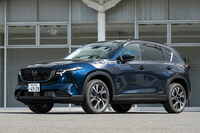 9年ぶりのフルモデルチェンジを受けて、2026年5月に発表された新型「マツダCX-5」。