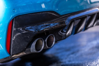 選択した走行モードに合わせて、音量や音質を変化させる「Mスポーツエキゾーストシステム」を標準装備。