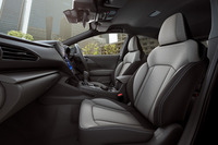 「クロストレック リミテッドブラック」のインテリア。