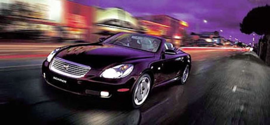 【スペック】トヨタ・ソアラ:全長×全幅×全高=4515×1825×1355mm/ホイールベース=2620mm/車重=1730kg/駆動方式=FR/4.3リッターV8DOHC32バルブ(280ps/5600rpm、43.8kgm/3400rpm)/車両本体価格=600.0万円