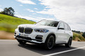 BMWが「X5」のプラグインハイブリッド車とハイパフォーマンスモデルを追加導入
