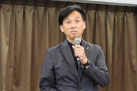三菱自動車 デザイン本部 プログラム・デザイン・ダイレクターの吉峰典彦氏。