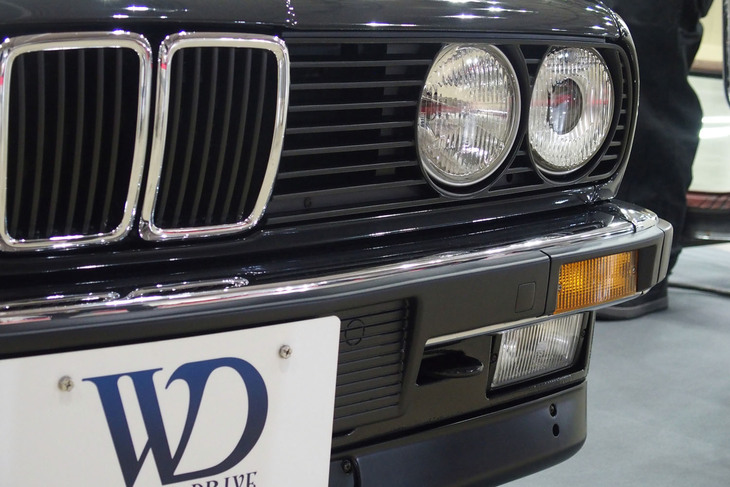 BMW 320iカブリオレ(1989年)
