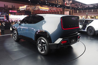 プレスカンファレンスの後で関係者に聞いたところよると、「ホンダ0アルファ」の生産はインドだという。ホンダのインド製といえば、コンパクトSUVの「WR-V」が思い浮かぶ。0アルファのプラットフォームは「0サルーン プロトタイプ」「0 SUV」とは別系統だそうだ。このふたつのヒントから、0アルファはWR-VのBEV版だと考えられる。インドのジャーナリストたちがたくさんいらっしゃった謎がこれで解けた。