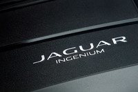 「インジニウム」と呼ばれるジャガー・ランドローバーの次世代エンジン群。2014年発表の「ジャガーXE」から市場投入が開始された。