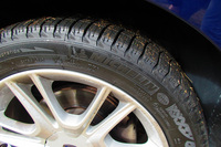 「ミシュランX-ICE XI3」は、唯一のH規格スタッドレスタイヤ。