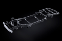 ハイブリッド化に際してフレームも強化された。