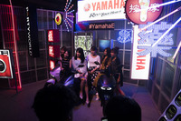 台湾の街中をイメージした発表会場のディスプレイ。