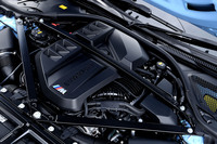 3リッター直6ツインターボエンジンは最高出力460PS/6250rpmと最大トルク550N・m/2650-5870rpmを発生。どこまでいっても滑らかな回転感はさすが。