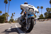 往年のデザインを現代に復刻 ハーレーが限定モデル「エレクトラグライド リバイバル」を発表の画像