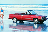 「ルノー9」を基にした「アライアンス」には、コンバーチブル版も設定されていた。