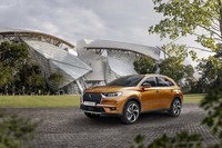 自動駐車支援機能を搭載した「DS 7クロスバック」登場