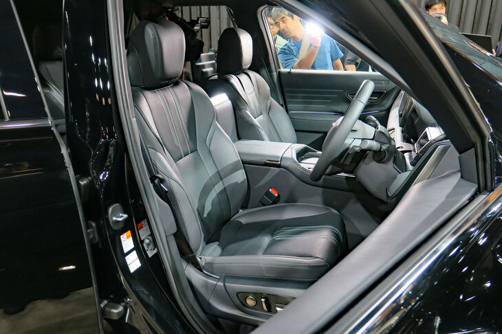 トヨタ・センチュリー(フロントシート)