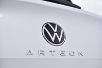 「アルテオン シューティングブレーク」は、2021年7月13日に日本導入が発表された。今回の試乗車は「TSI 4MOTIONエレガンス」グレードで、車両本体価格は644万6000円。