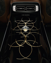 往年の名車「マイバッハ・ツェッペリン」のイメージを再現 限定車「メルセデス・マイバッハS680 V12エディション」発売の画像