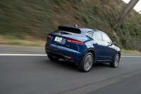 最高速は216km/h、0-100km/h加速のタイムは6.5秒を誇る。