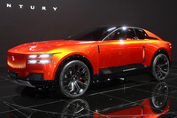 インパクトが強烈なセンチュリー クーペだが、サイドビューなどを見ると面形状はいたってシンプル。ゴテゴテしたプレスラインもない。